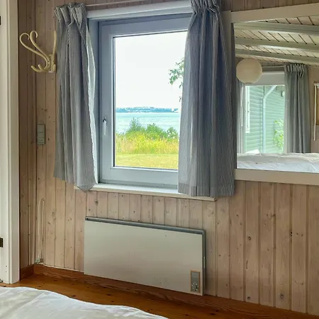 With Panoramic View Of Kalo Bay * Knebel